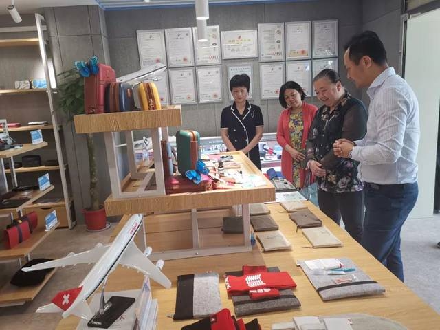 武昌區文化和旅游局副局長屠非一行赴鴻盛華開展旅游業務專題調研